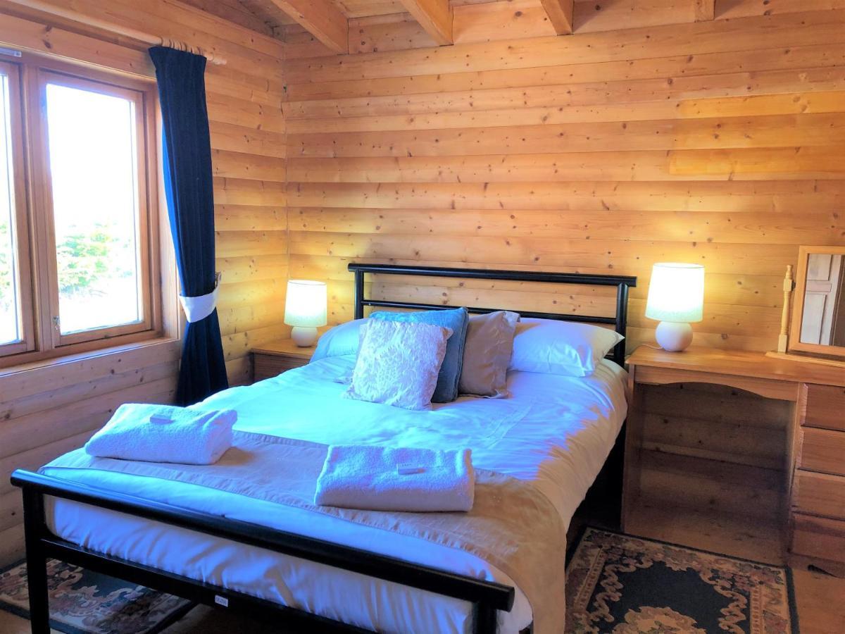 Glenbeag Mountain Lodges Glenshee エクステリア 写真